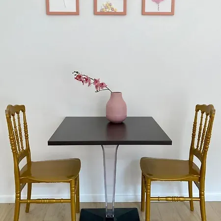 Bed & Kersenbloesem Apartman *