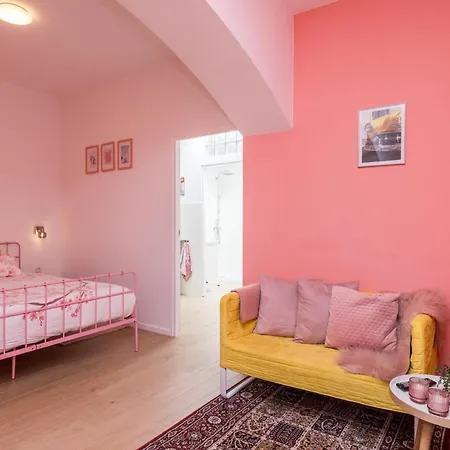 Bed & Kersenbloesem *