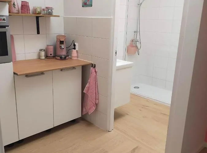 Bed & Kersenbloesem Apartmán Nijswiller