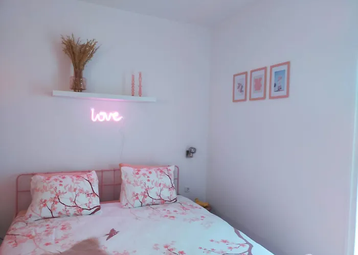 Апартаменты Bed & Kersenbloesem