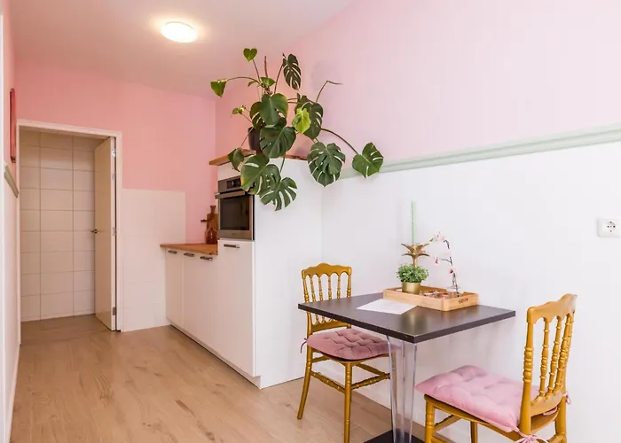 Bed&stay Kersenbloesem Apartment